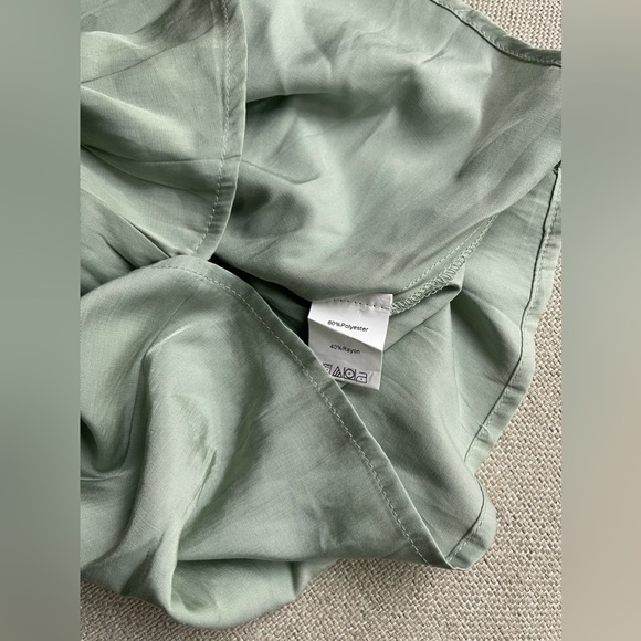 Princess Polly The Ava Skirt In Sage Green Size 4 - Picture 9 of 10